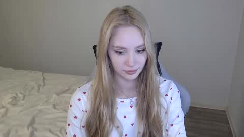 Snapshot of laylapretty001 chatting on 02-03-26, 06:40 LaylaPretty001 online show from 02-03-26, 06:40