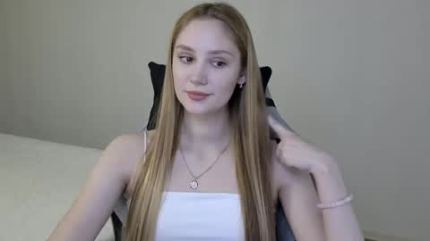 Laylla001 online show from 02-12-25, 07:13