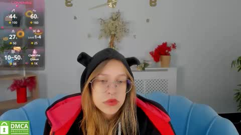 layriantavee online show from 10-10-25, 06:34