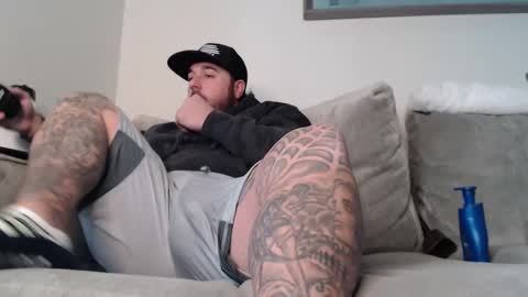 Layze online show from 02-16-25, 07:27