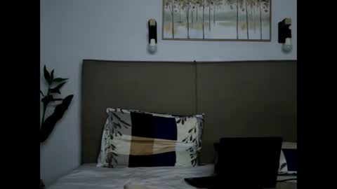 lazaroulis online show from 10-11-25, 09:24