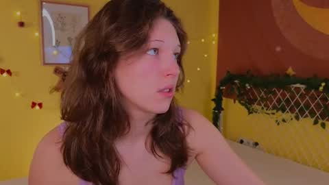 Lea online show from 12-21-25, 04:25