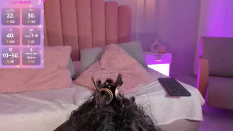 Leah online show from 12-05-25, 02:36