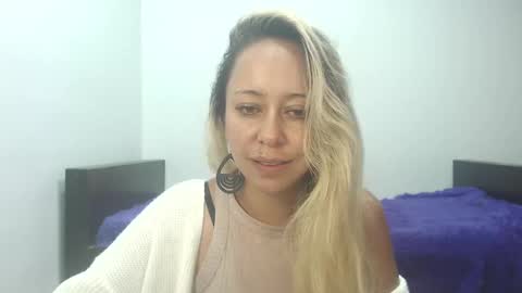 leah_susman online show from 10-07-25, 01:58