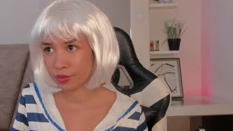 leahaltomm online show from 10-17-25, 07:16