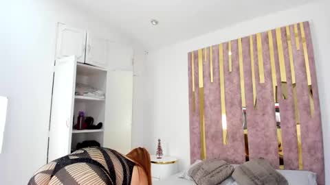 Leah  online show from 12-31-24, 12:00