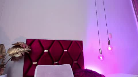 Leah Carter online show from 02-18-25, 09:53