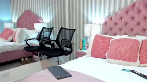 Leah Fontana online show from 01-31-25, 05:10