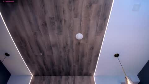 leahlombardi_ online show from 10-12-25, 03:27