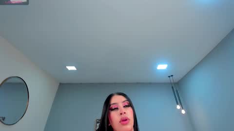 leahlombardi_ online show from 10-13-25, 06:41