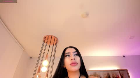 leahlombardi_ online show from 11-23-25, 03:17