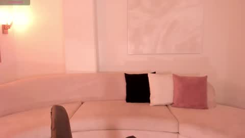 leahnovac online show from 09-16-25, 11:22