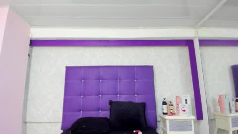 leamoreau__ online show from 10-14-25, 12:17