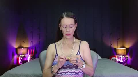 Leana online show from 12-10-24, 11:32