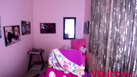 Leandra online show from 02-04-25, 12:44