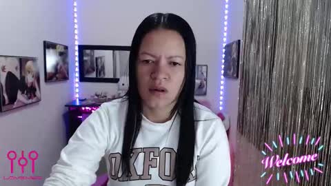 Snapshot of leandra_sex chatting on 10-08-25, 12:58 Leandra online show from 10-08-25, 12:58