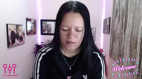 Snapshot of leandra_sex chatting on 10-27-25, 01:48 Leandra online show from 10-27-25, 01:48