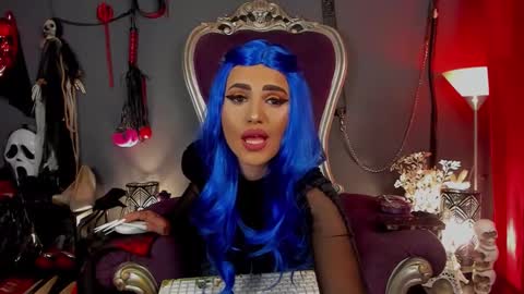 LeaNoir online show from 01-15-26, 01:43