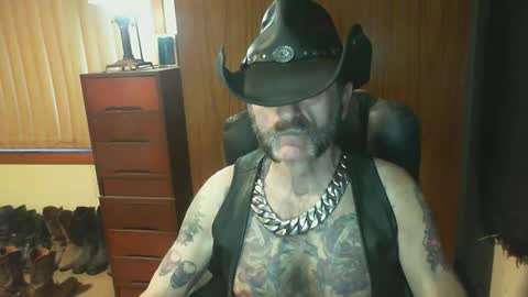 leathergreaser online show from 03-24-26, 08:03