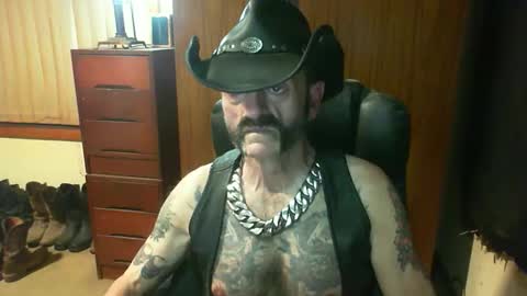 leathergreaser online show from 04-10-26, 08:19