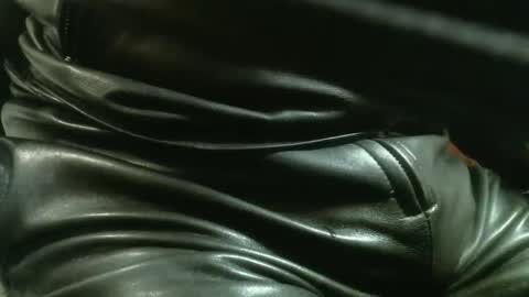 Snapshot of leathermotocross001 chatting on 11-21-25, 07:12 Leathermotocross online show from 11-21-25, 07:12