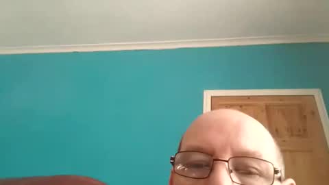 leatherpants68 online show from 10-12-25, 08:57