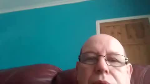 leatherpants68 online show from 10-17-25, 10:40