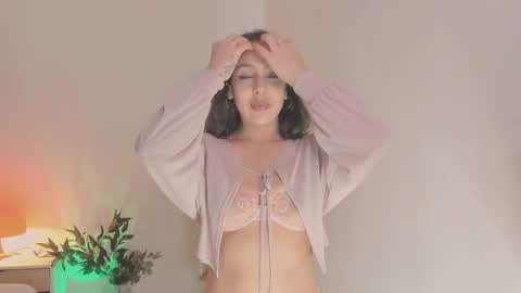 Snapshot of lebelledani chatting on 11-12-25, 04:24 Dani online show from 11-12-25, 04:24