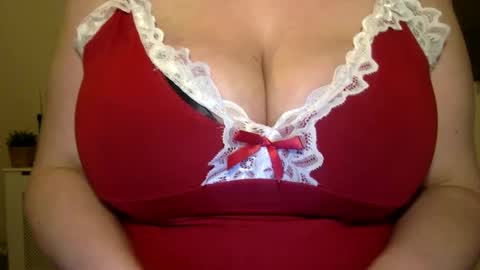 Leela Mae online show from 01-20-25, 07:25
