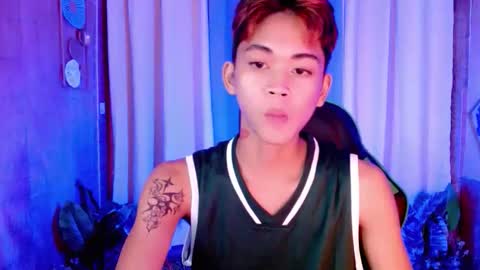 leemoreno18 online show from 11-02-25, 11:34