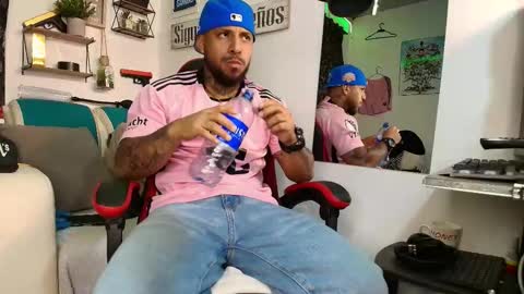 Snapshot of leenar_key chatting on 11-09-25, 02:54 leenar_key online show from 11-09-25, 02:54