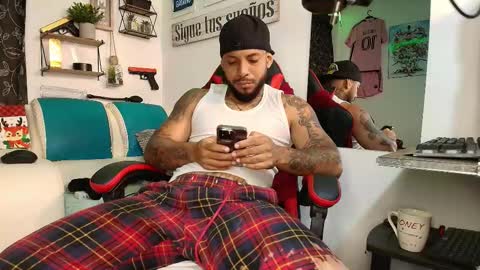 Snapshot of leenar_key chatting on 11-11-25, 03:34 leenar_key online show from 11-11-25, 03:34