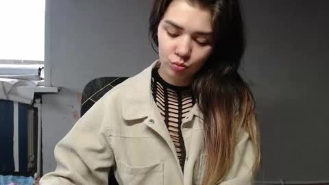 Liya online show from 11-10-25, 08:13