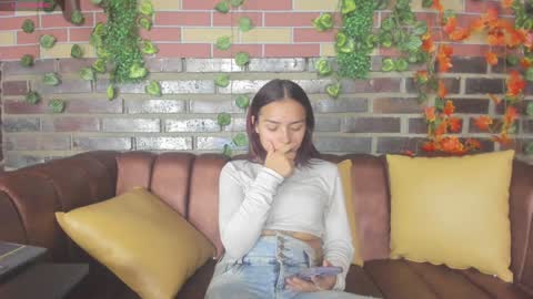LEIGH ANGELS online show from 12-15-24, 07:42