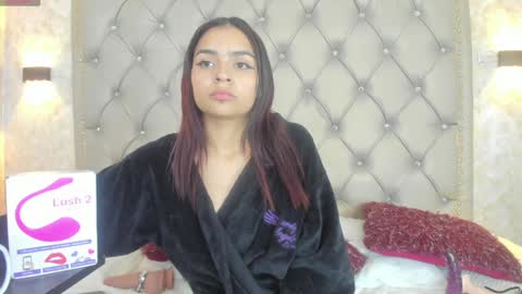 LEIGH ANGELS online show from 12-20-24, 05:57