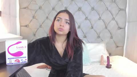 LEIGH ANGELS online show from 12-30-24, 10:55