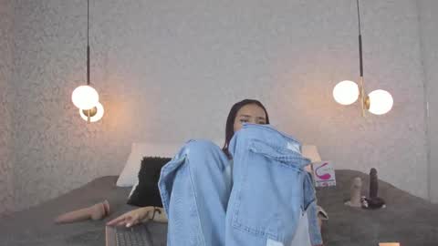 LEIGH ANGELS online show from 09-19-25, 09:26