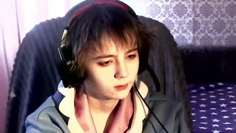 Viola online show from 02-12-26, 06:08