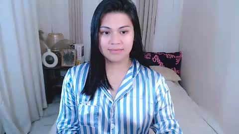 Snapshot of leighcortesi chatting on 10-19-25, 02:07 Cailey online show from 10-19-25, 02:07