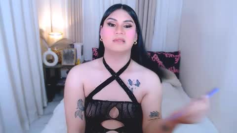 Snapshot of leighcortesi chatting on 10-24-25, 05:42 Cailey online show from 10-24-25, 05:42