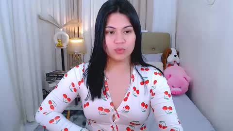 Snapshot of leighcortesi chatting on 11-21-25, 01:54 Cailey online show from 11-21-25, 01:54