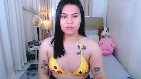 Snapshot of leighcortesi chatting on 11-22-25, 01:43 Cailey online show from 11-22-25, 01:43