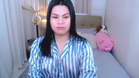 Snapshot of leighcortesi chatting on 11-27-25, 05:20 Cailey online show from 11-27-25, 05:20