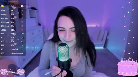 Snapshot of leighlalove chatting on 11-18-25, 04:06 Leighla online show from 11-18-25, 04:06