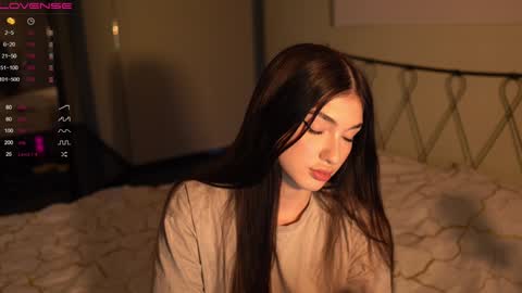 Leila online show from 12-16-24, 11:33