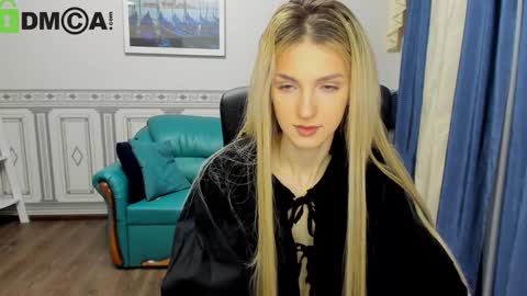 Snapshot of leila_morriss chatting on 12-11-24, 08:07 Leila Morriss online show from 12-11-24, 08:07