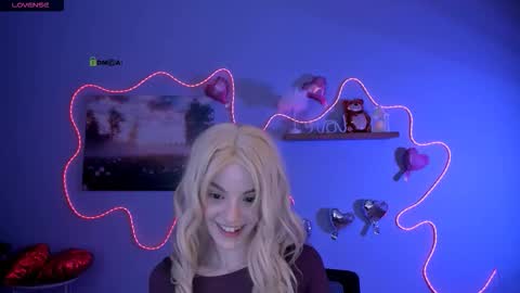 leila_viper_ online show from 02-25-26, 08:51