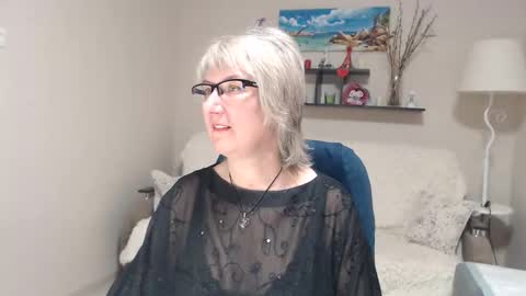 Leila Kinky online show from 01-17-26, 12:10