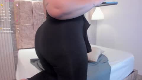 leilapons online show from 11-11-25, 11:16