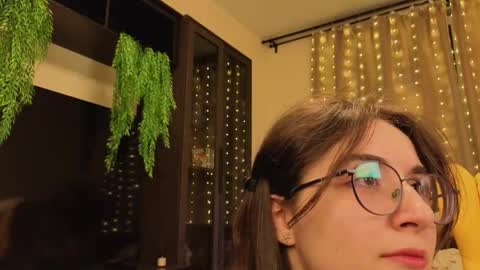 Luna online show from 10-01-25, 04:13